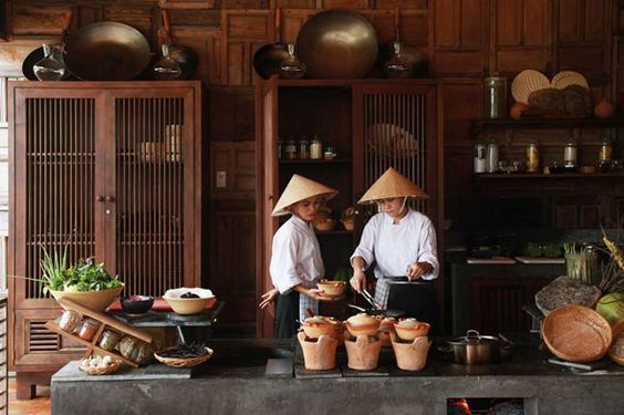 Lưu Trú Hè: Chiến Lược Thông Minh Cho Doanh Thu Tối Đa